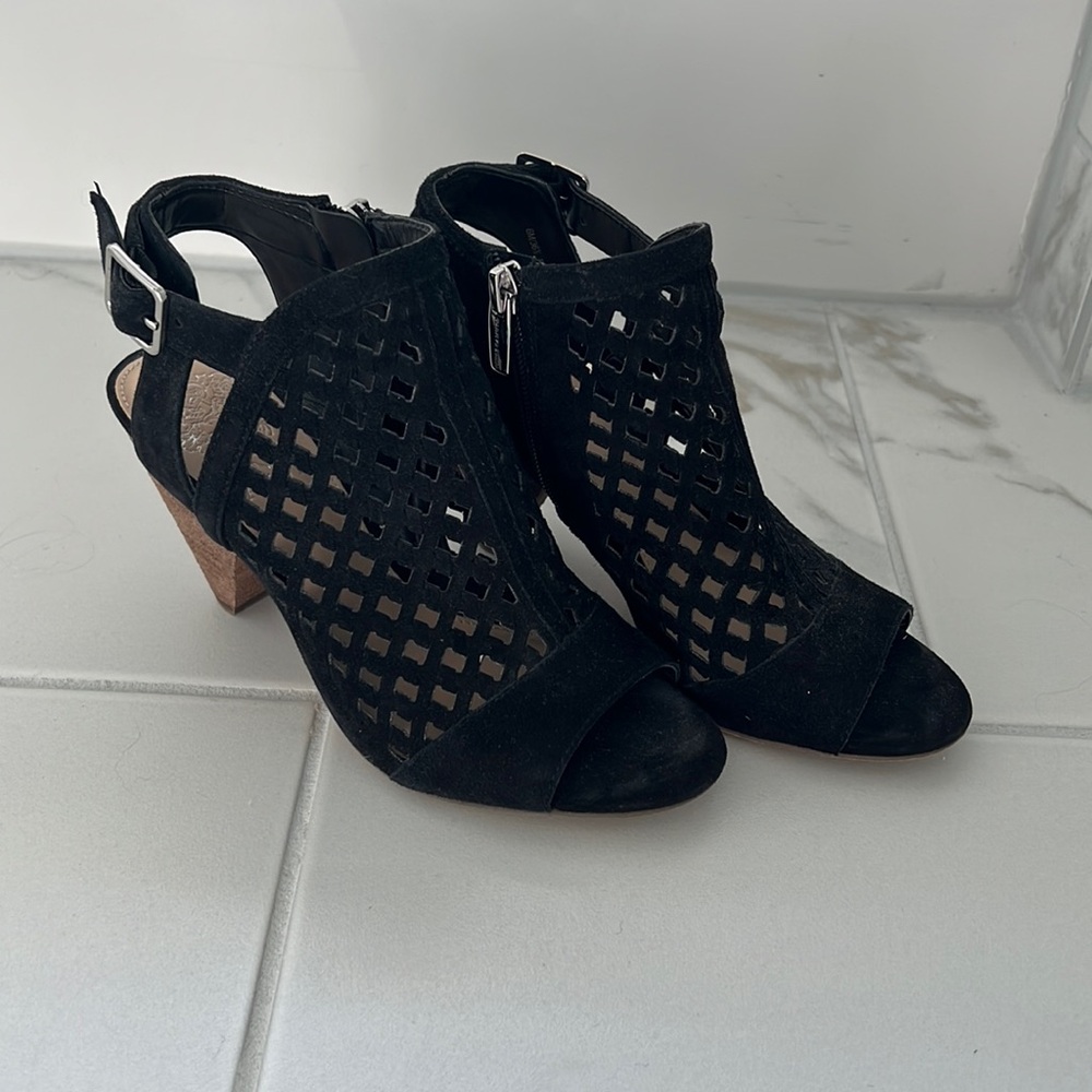 Vince Camuto Black suede wedges